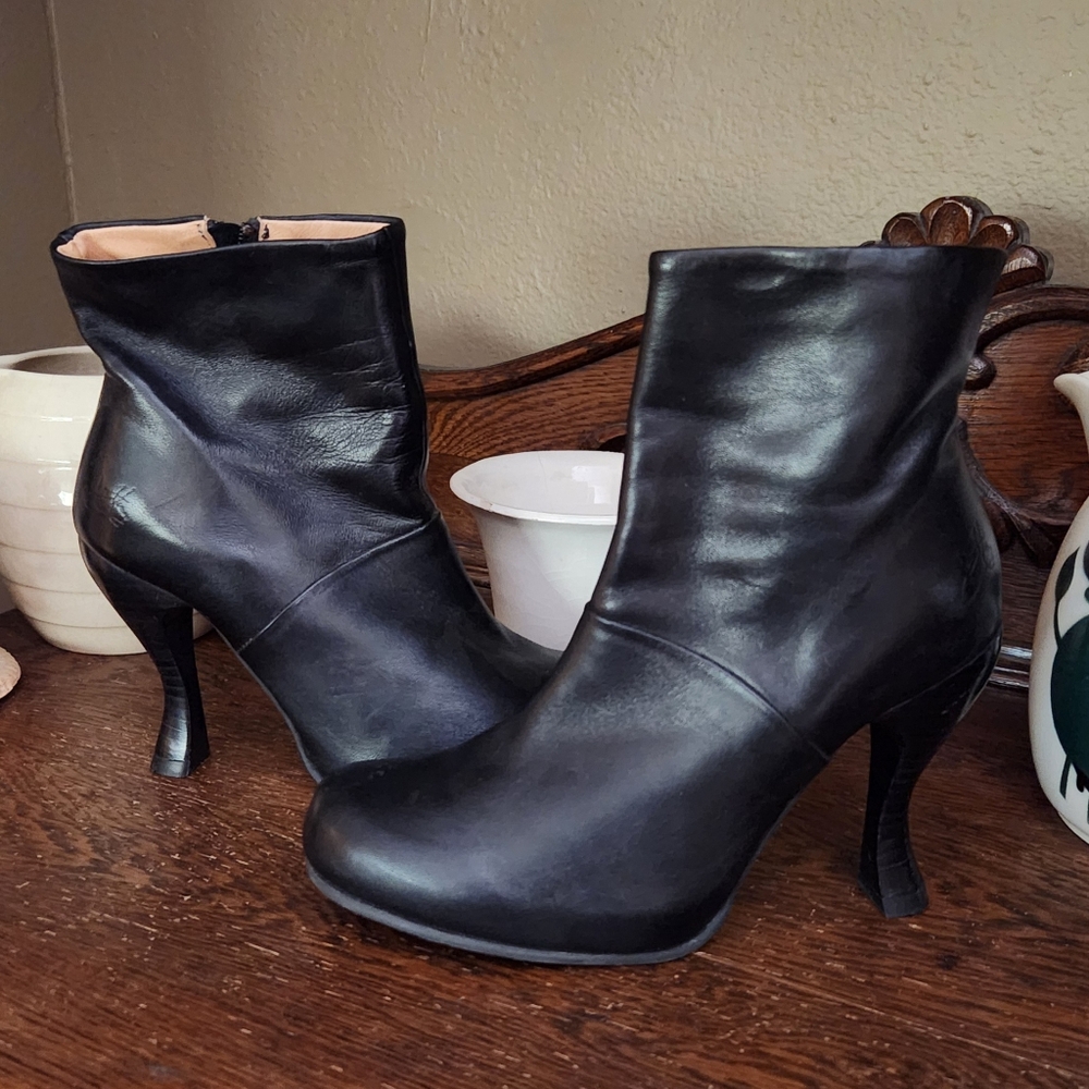 Fluevog Jolie Boots